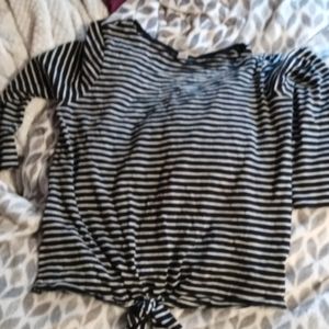 Old navy tie front shirt